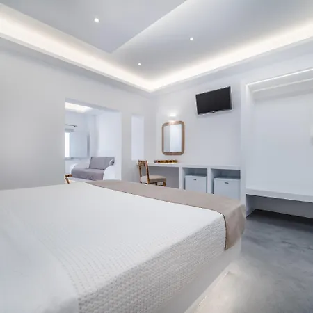Serenita Luxury فندق Akrotírion